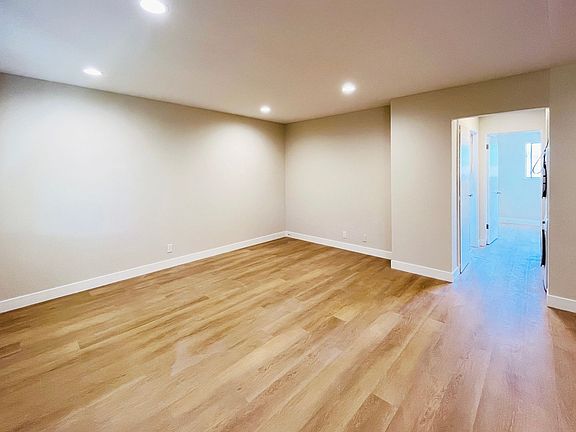 5th image of 2422 McKinley Ave APT F