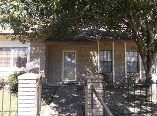 2414 Thunderbird Dr, Orange, TX 77630