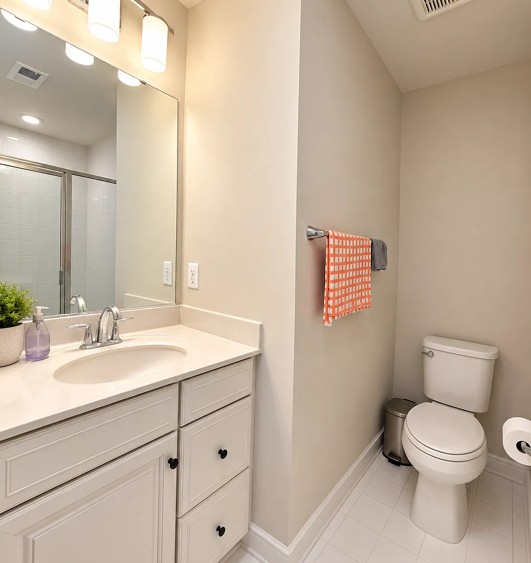 4 bed, 4.5 bath, 2481 sqft, $4,250 — Photo 3