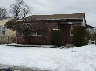 12816 234th St, Jamaica, NY 11422