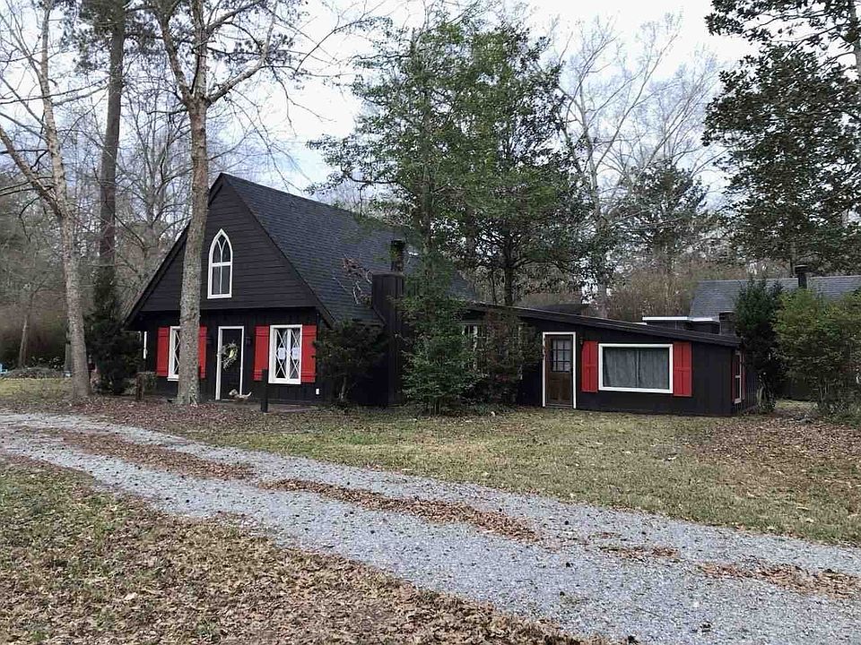 1st image of 78253 Woods Hole Ln