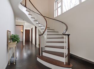2 Northway, Bronxville, NY 10708