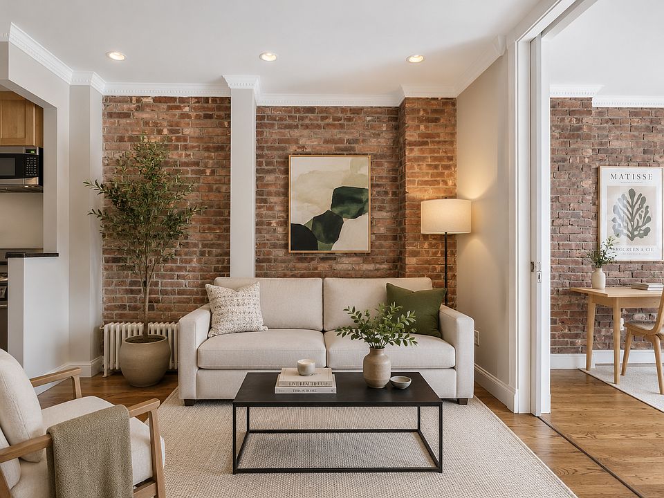 1st image of 722 10th Ave #3R