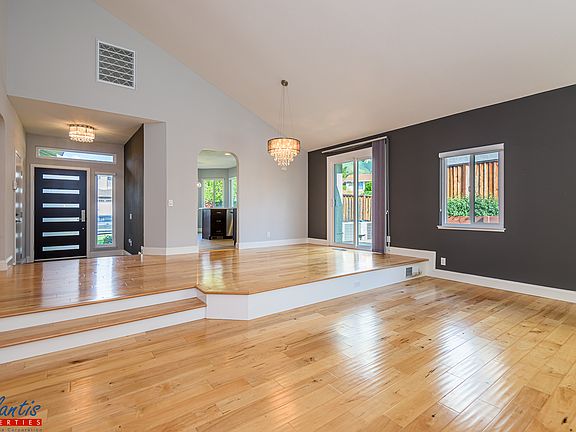 4th image of 3292 Archbury Ct