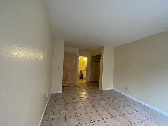 3rd image of 1007 E 86th St Floor 1