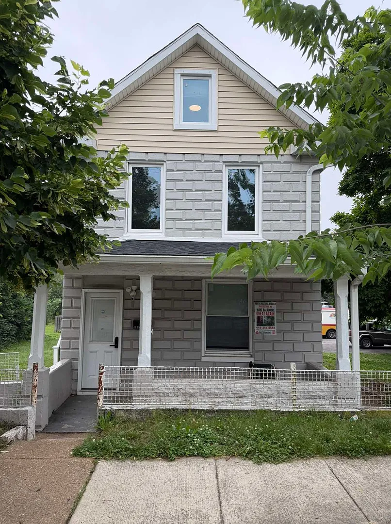 4115 Fairhaven Avenue $600 Available Room (Shared Bath) — Photo 1