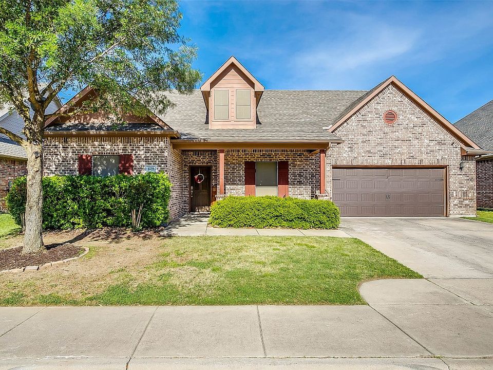 629 Sydney Ln, Burleson, TX 76028 Zillow