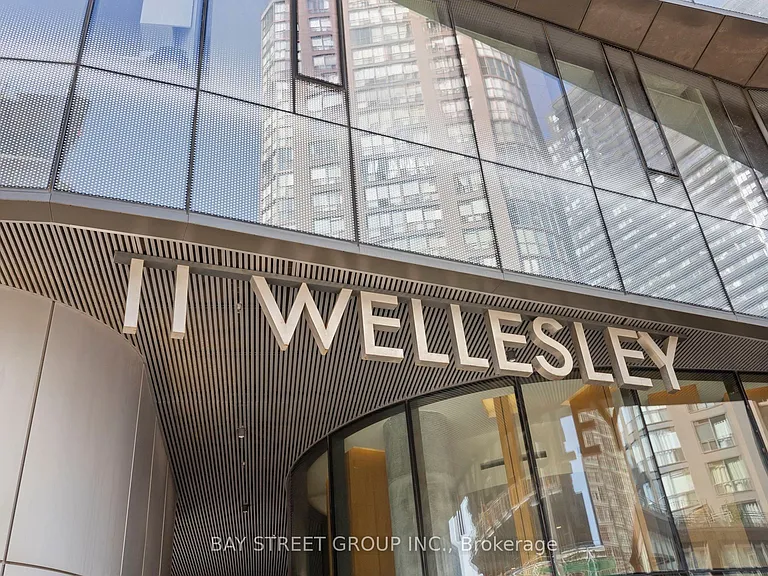 11 Wellesley St W #4202 — Photo 4