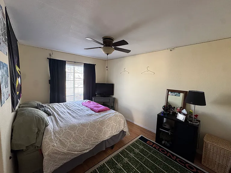1245 S Chester Ct — Photo 16