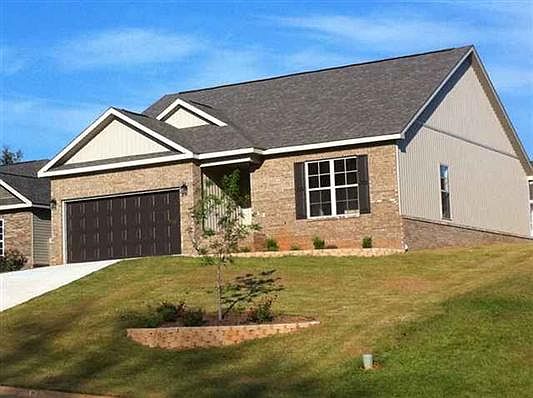 Front of 102 Sagewood