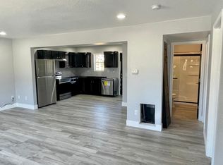 40 Wood River Rd, Lake Ozark, MO 65049