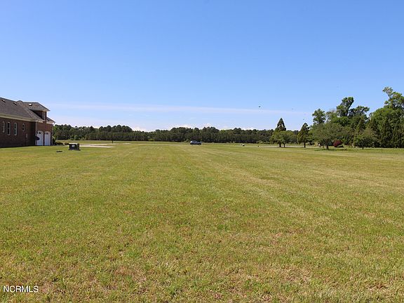 3rd image of 110 Killdeer Court