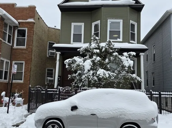 3049 N Avers Ave APT 2, Chicago, IL 60618