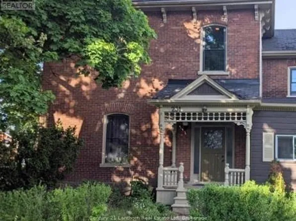 231 Albert St, Belleville, ON K8N 3N6