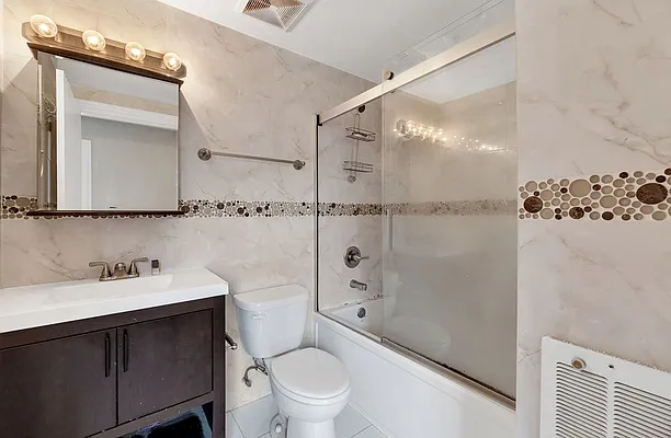 Rented by REAL New York | media 29