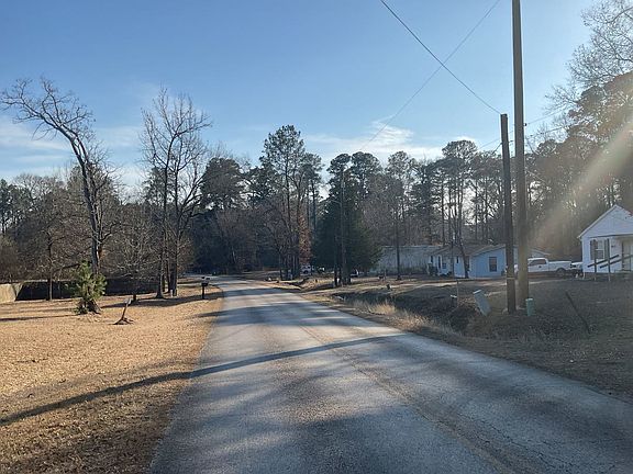 4th image of 910 N Whatley Rd