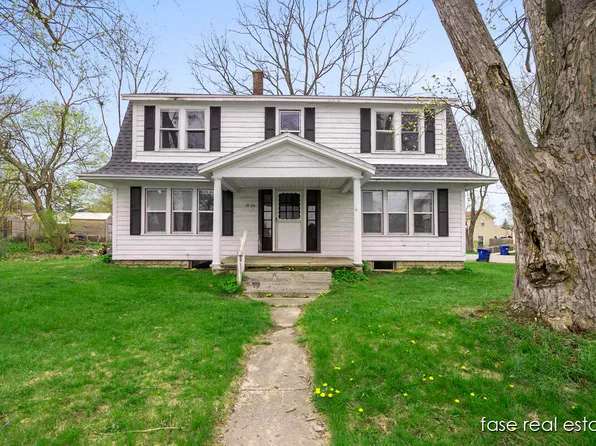 3729 Wilmington Ave NW, Comstock Park, MI 49321