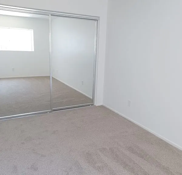 2252 E Devonshire Ave #A — Photo 3