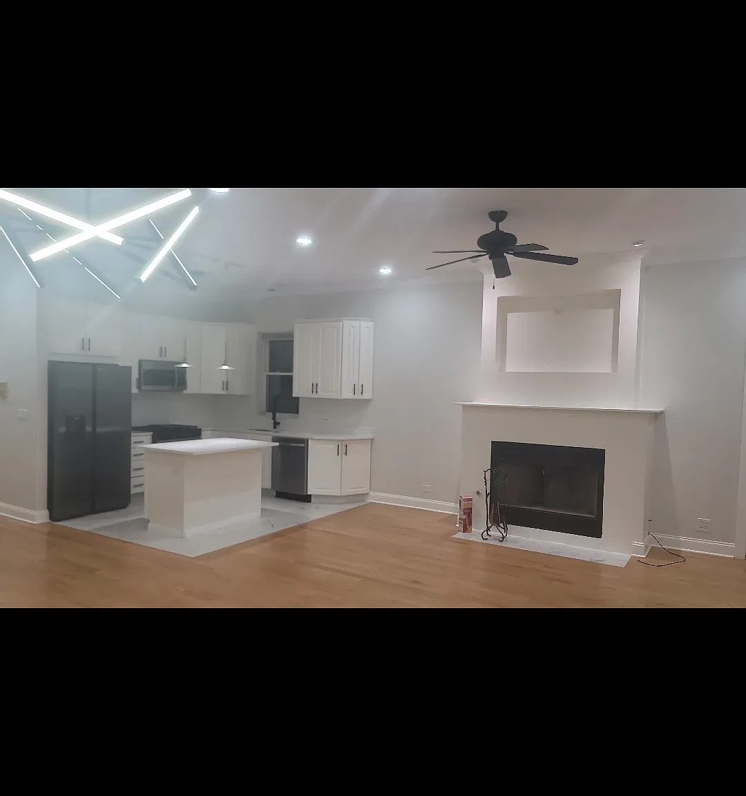 3 bed, 2.5 bath, 1600 sqft, $3,000 — Photo 2