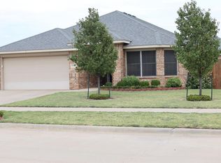 3709 Plantation Dr, Enid, OK 73703