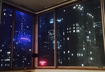 Rented by R New York