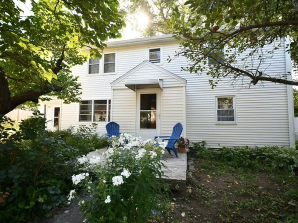 55 W Street Ter, Lunenburg, MA 01462