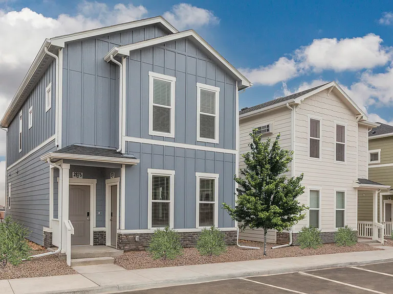 Cottages at Aero Park — Photo 33