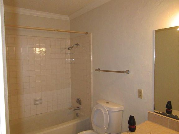 4th image of 1512 Gailbrook Ln