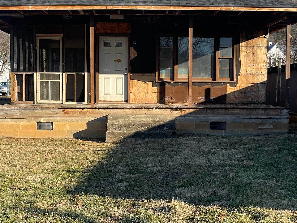 1st image of 1844 Forest Ave