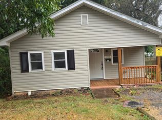 608 Wilson Ave, Johnson City, TN 37604