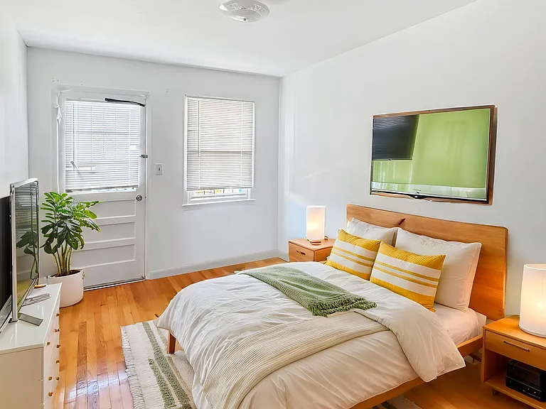2ND BEDROOM (STAGED)