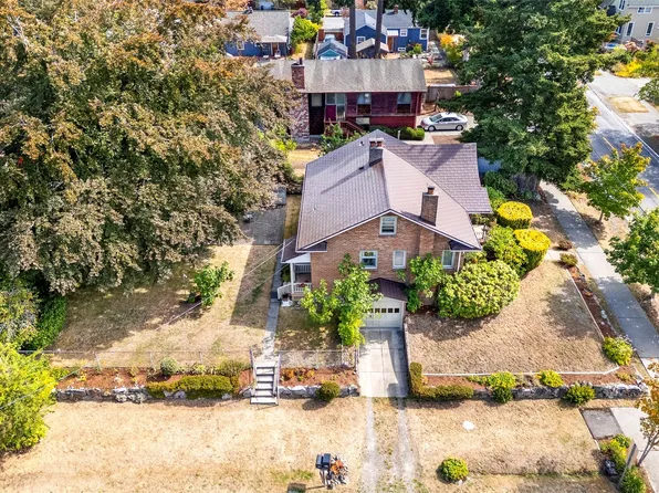 506 N 125th Street, Seattle, WA 98133