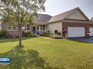 16337 S Fairfield Dr, Plainfield, IL 60586