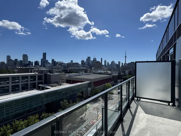 664 Spadina Ave, Toronto, ON