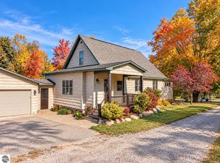 18307 Mission Rd, Traverse City, MI 49686