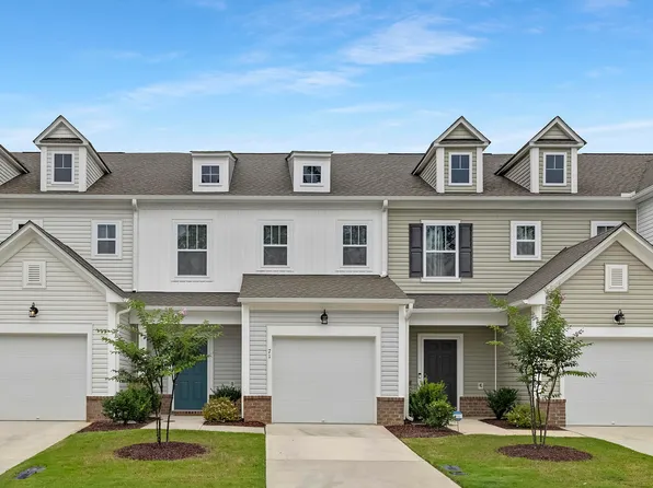 71 Little Leaf Ln #99, Clayton, NC 27520