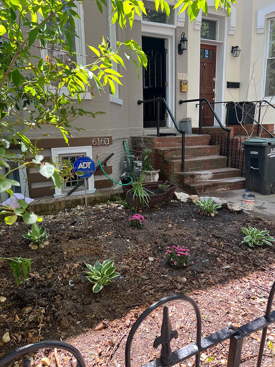 Building Photo - 616 Q St NW #A