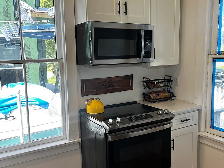 1407 Walnut St — Photo 11