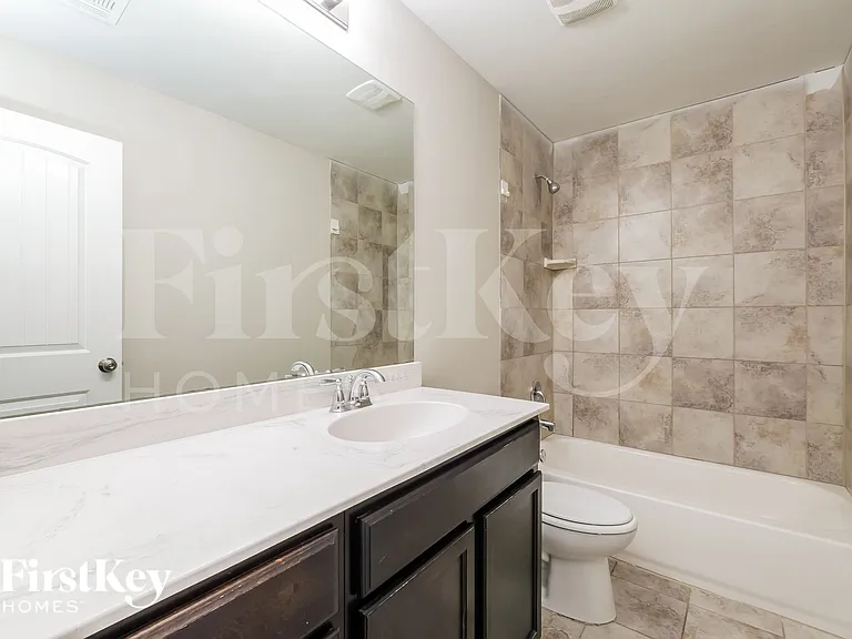 10220 NW 24th Ter — Photo 17