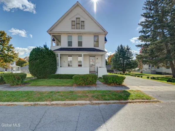 24 E Madison Avenue, Johnstown, NY 12095