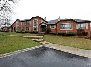 180 W Richton Rd APT 104, Crete, IL 60417