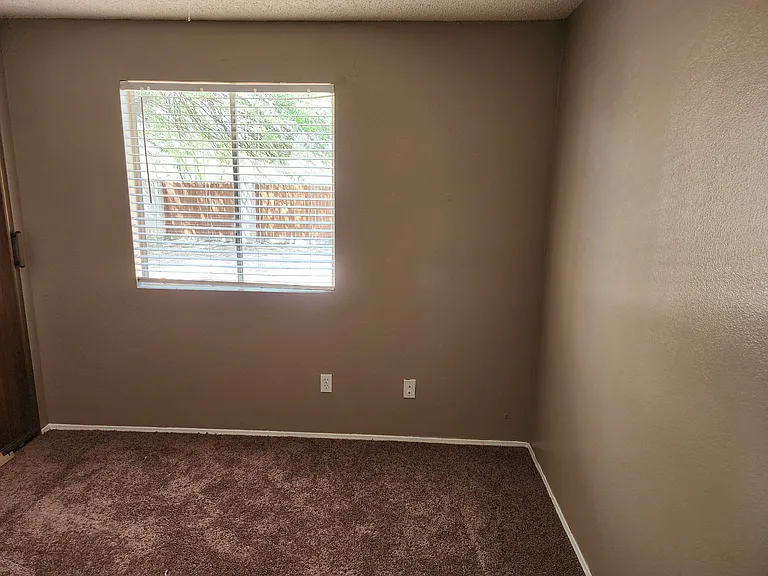 2410 S Rose Peak Dr — Photo 13