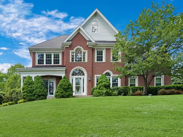 16229 W Foxglove Ln, Wadsworth, IL 60083