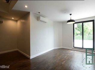 6083 Myrtle Ave, Ridgewood, NY 11385