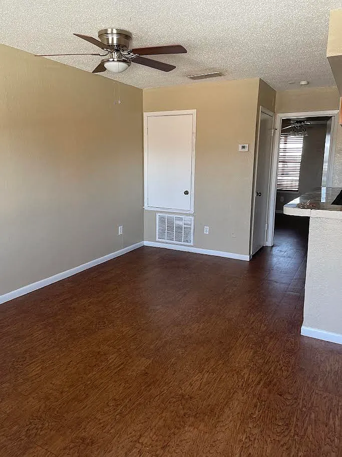 Second Floor 1bd/1ba with Balcony — Photo 2