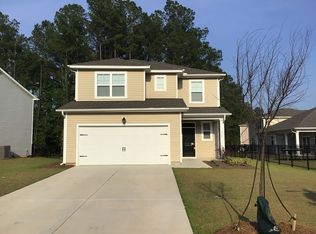 142 Blackstone Dr, Moncks Corner, SC 29461