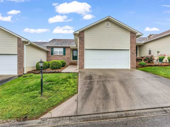 450 Executive Meadows Dr, Lenoir City, TN 37771