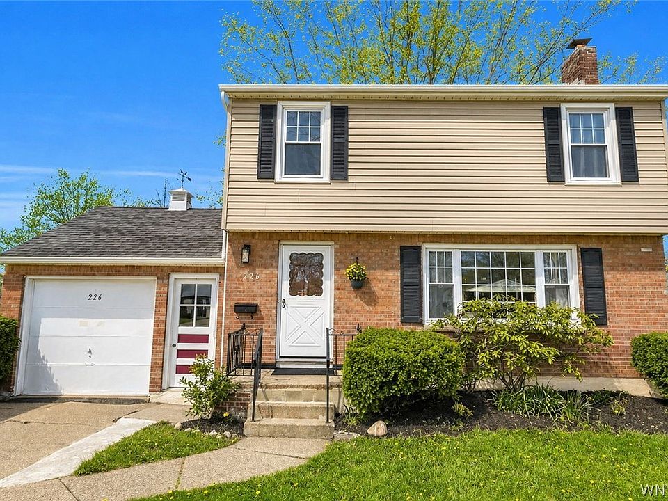 1st image of 226 Clearfield Dr