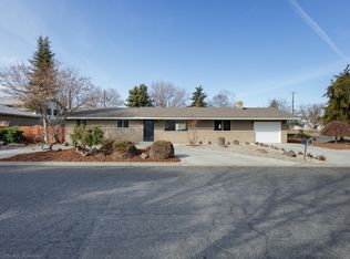 1202 S 28th Ave, Yakima, WA 98902