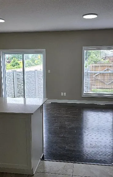 439 Athlone Ave #1A — Photo 10